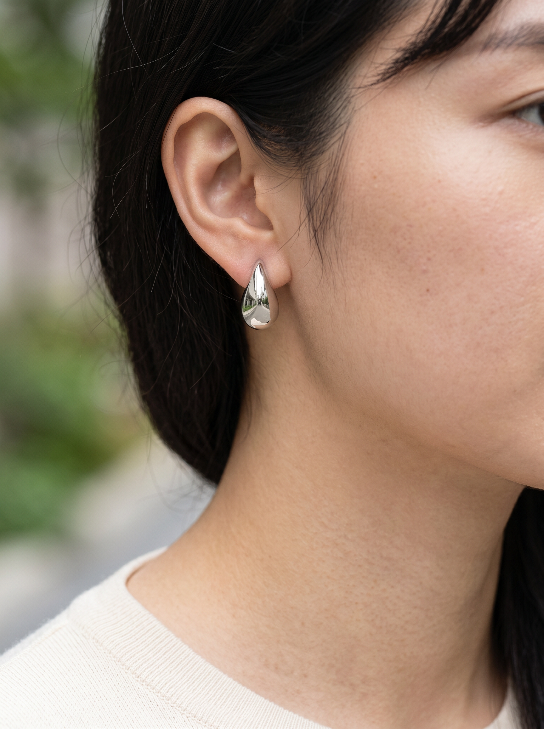 Lustre Droplet Earrings