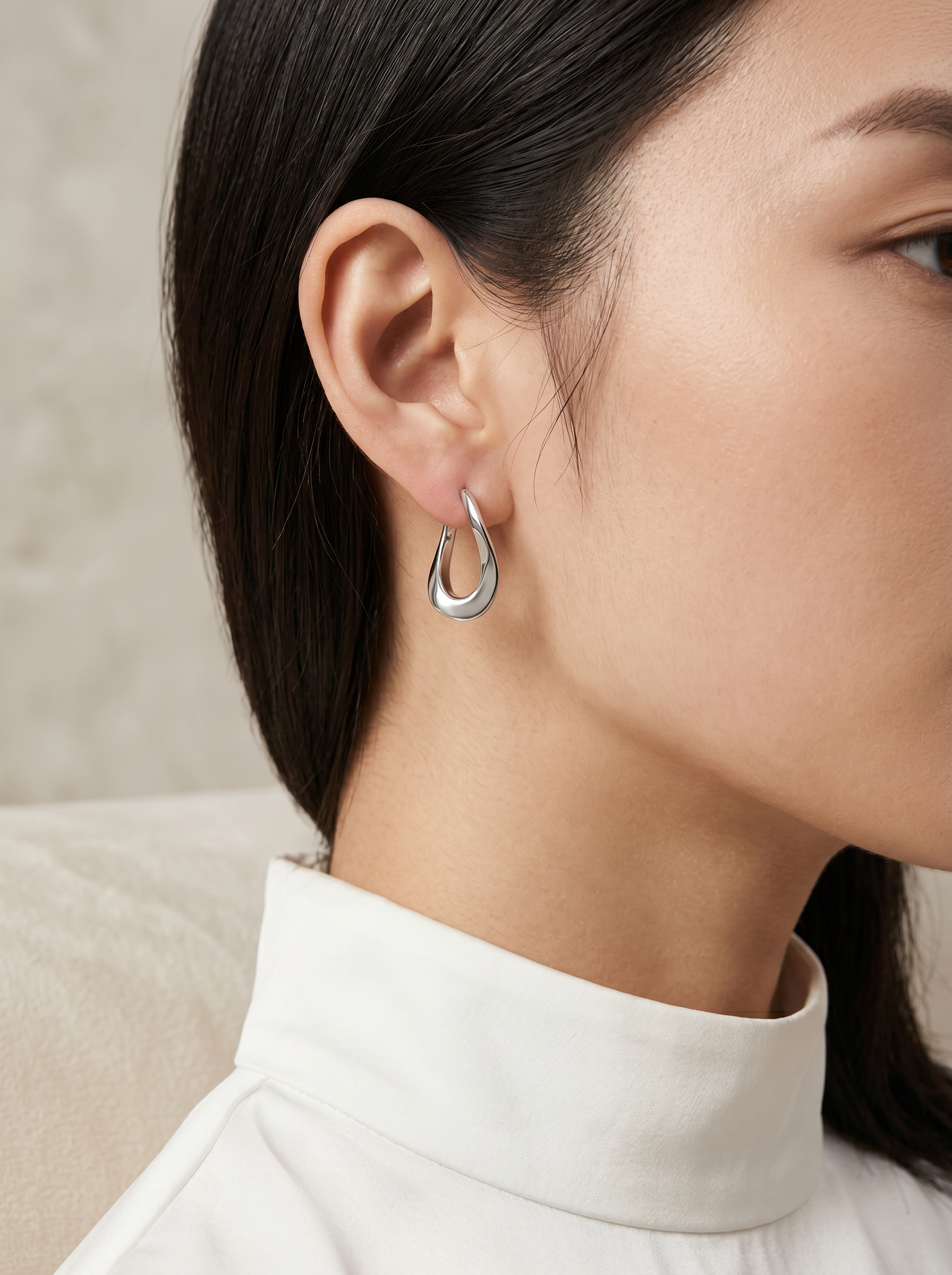 Twist Gleam Hoops Earrings