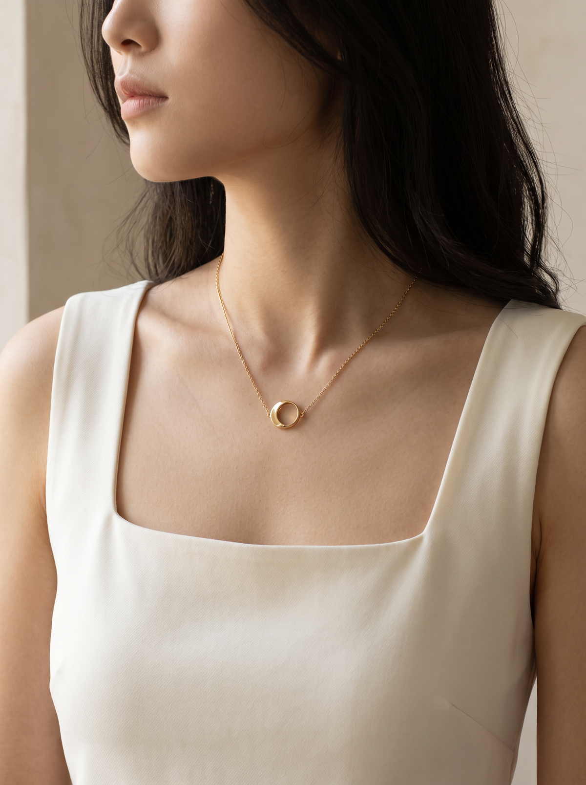 Sculpted Circle Necklace
