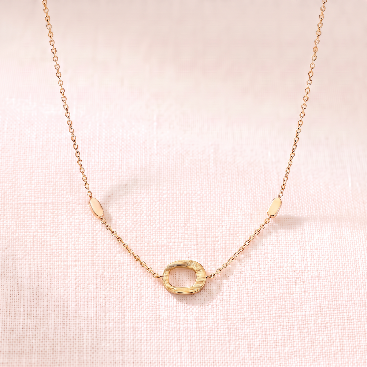 Satin Frame Necklace
