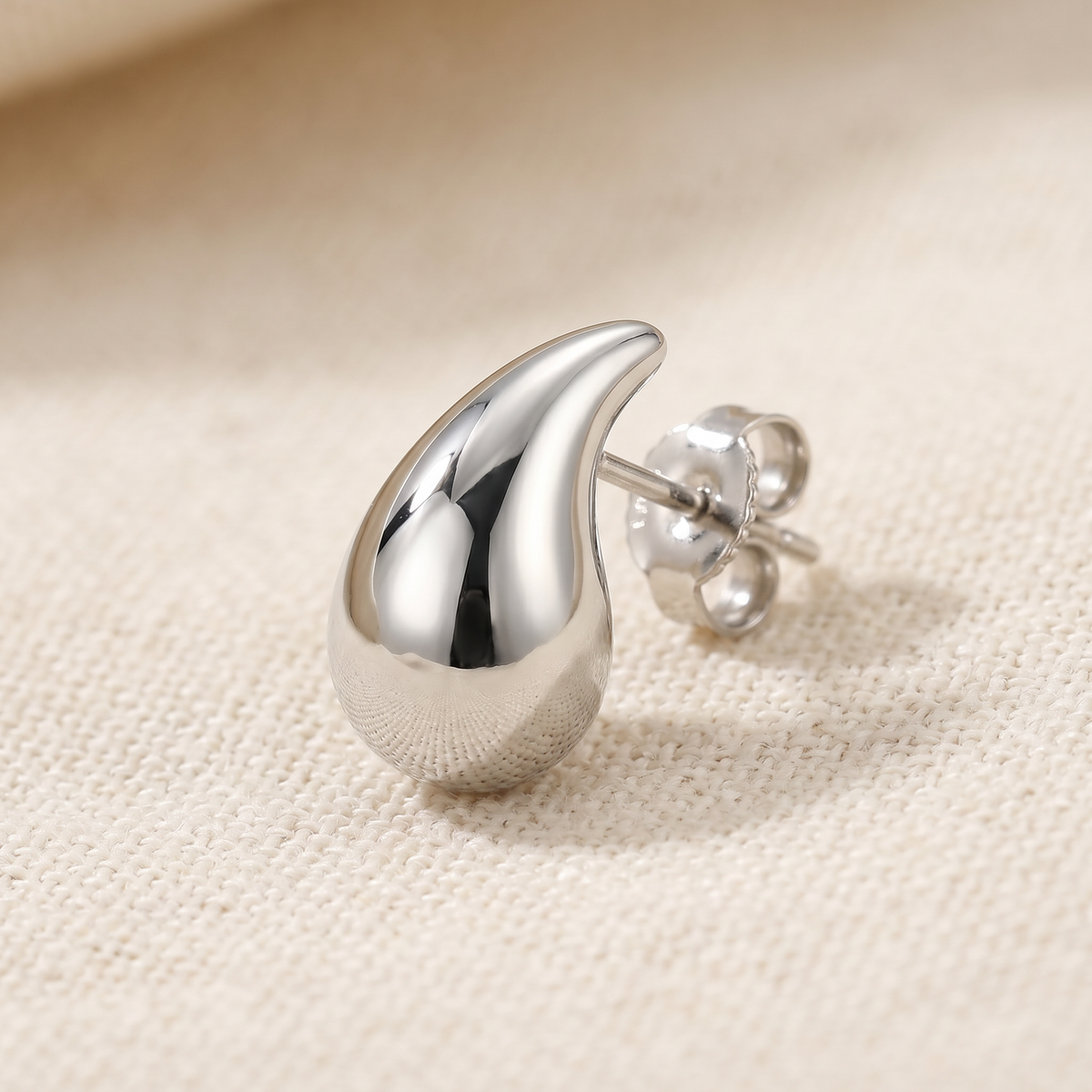 Edge Droplet Earrings